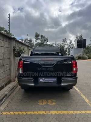 Toyota Hilux 2019 Black