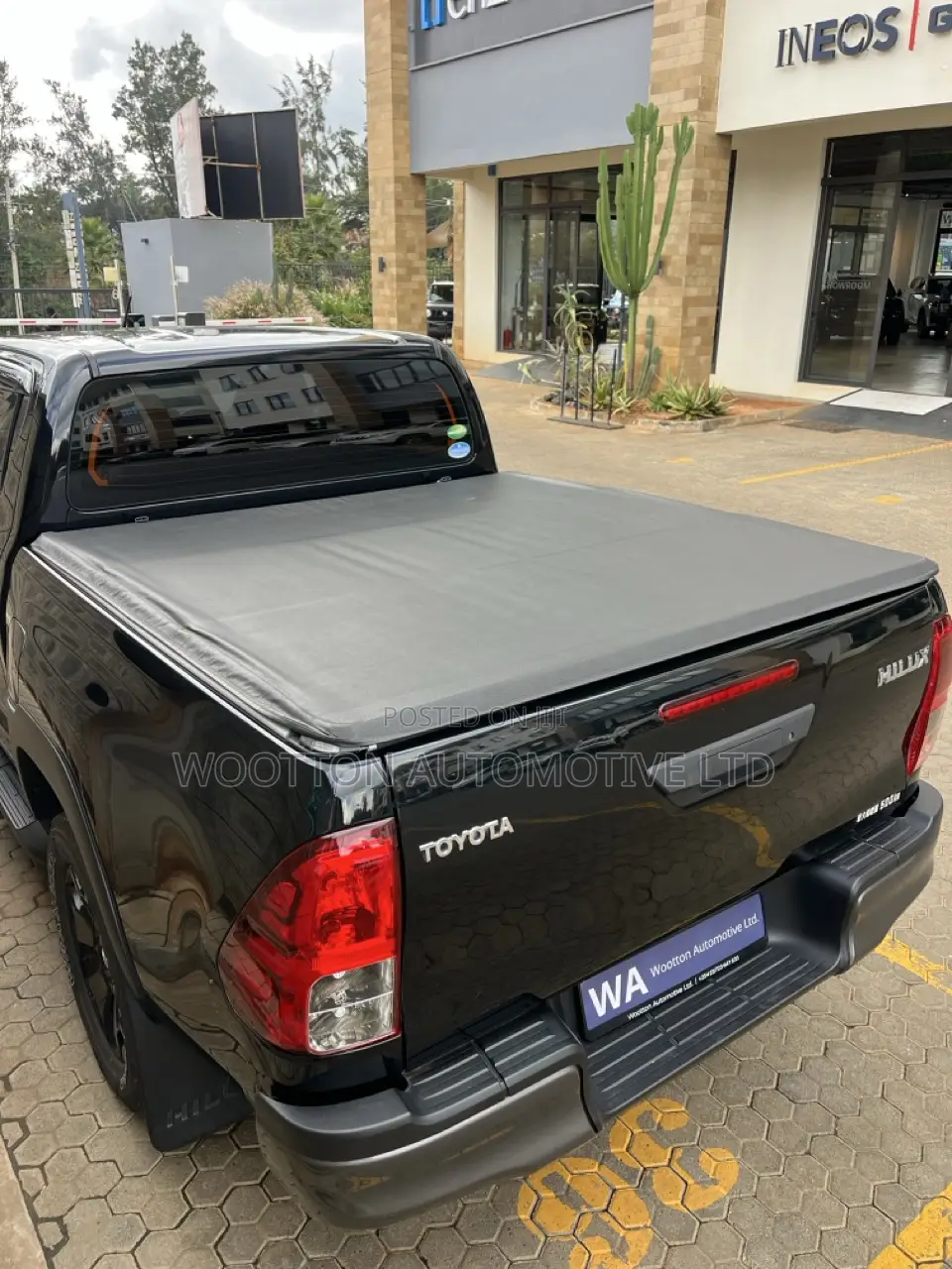 Toyota Hilux 2019 Black