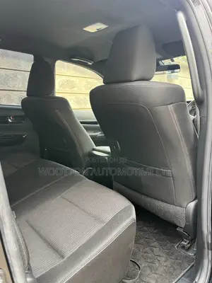 Toyota Hilux 2019 Black