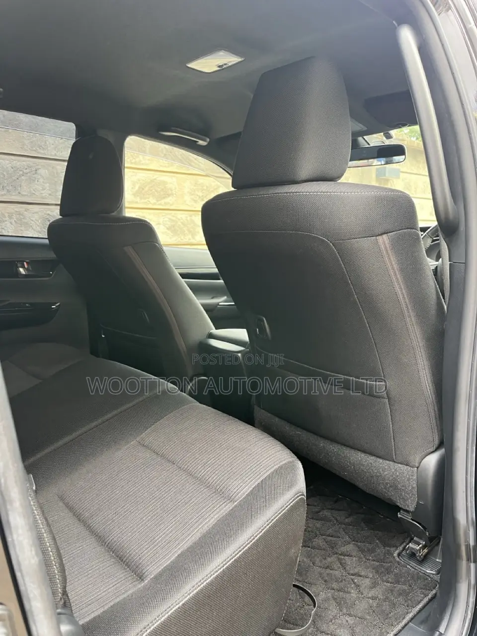 Toyota Hilux 2019 Black