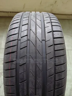 275/40zr 22 Petlas