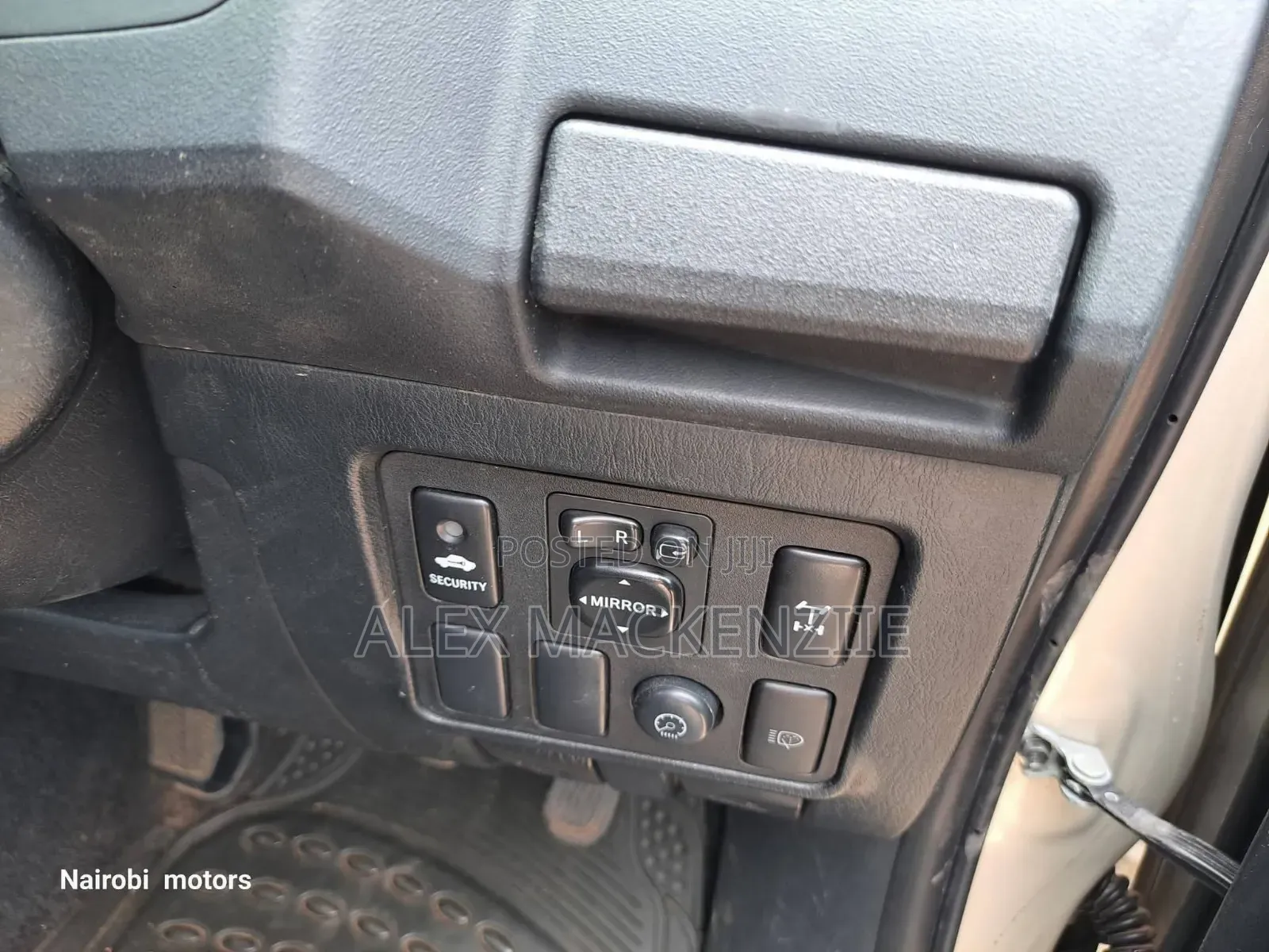 Toyota Fortuner 2014 Gold