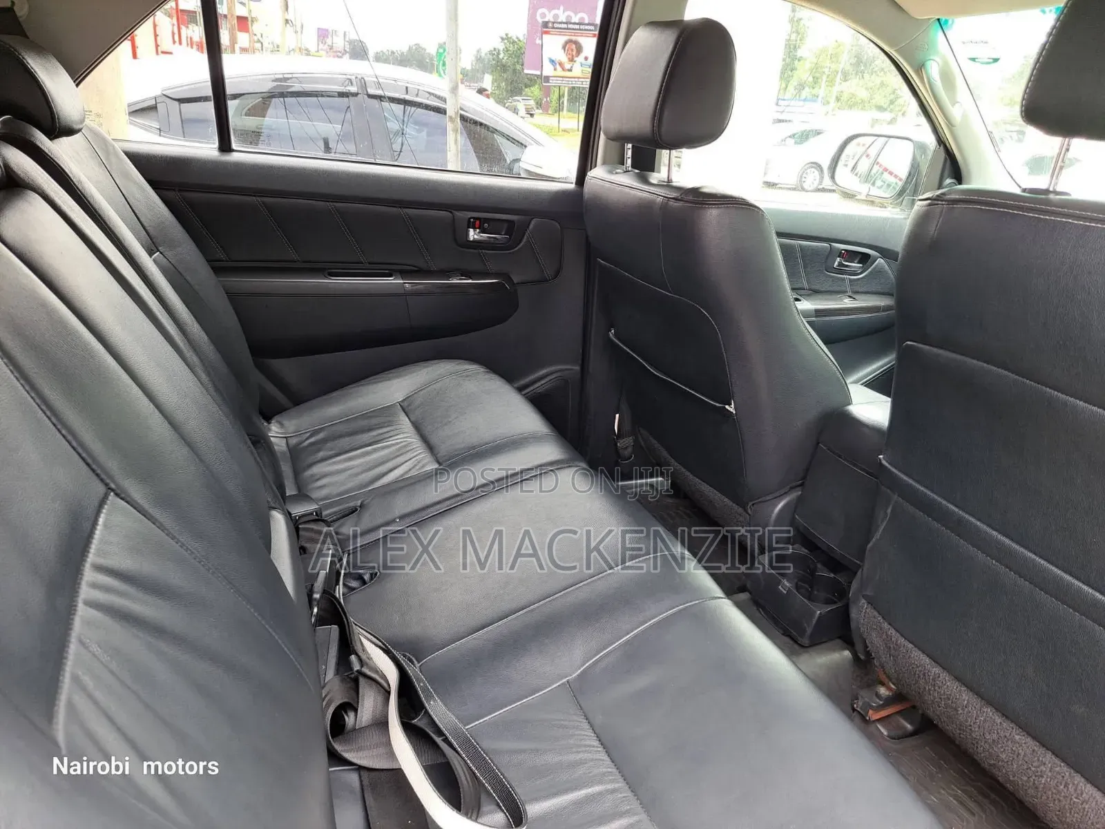 Toyota Fortuner 2014 Gold
