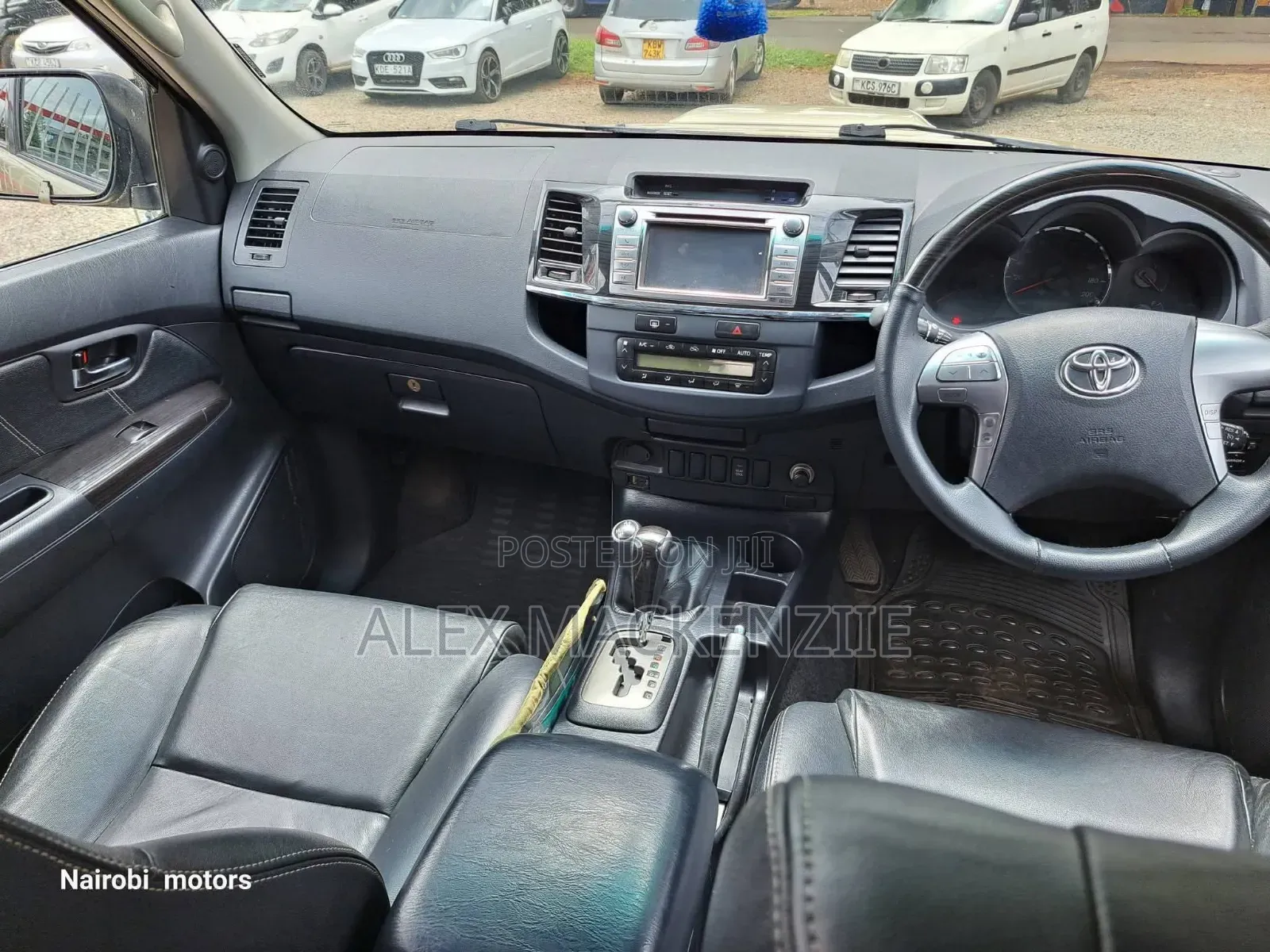 Toyota Fortuner 2014 Gold