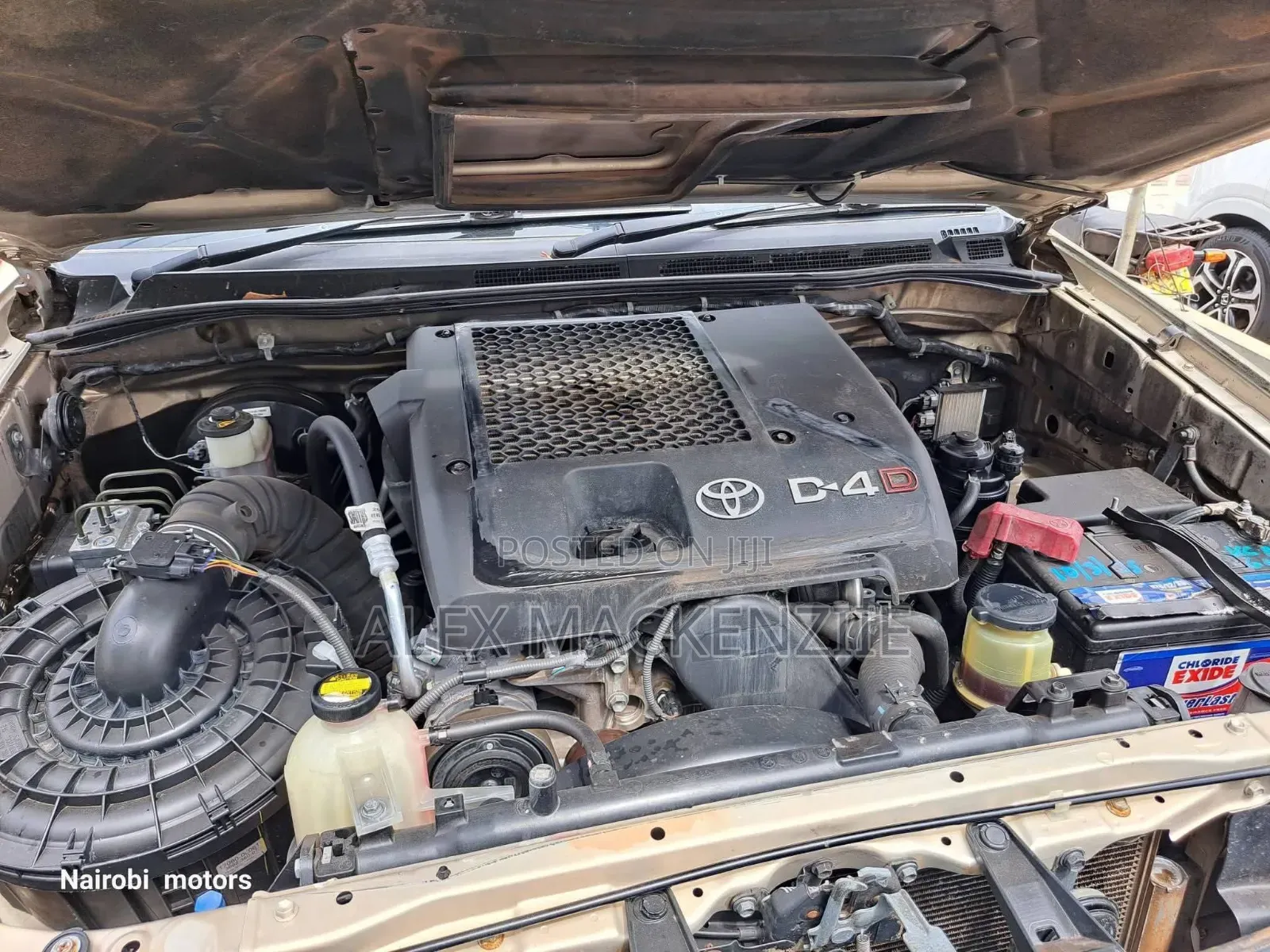 Toyota Fortuner 2014 Gold