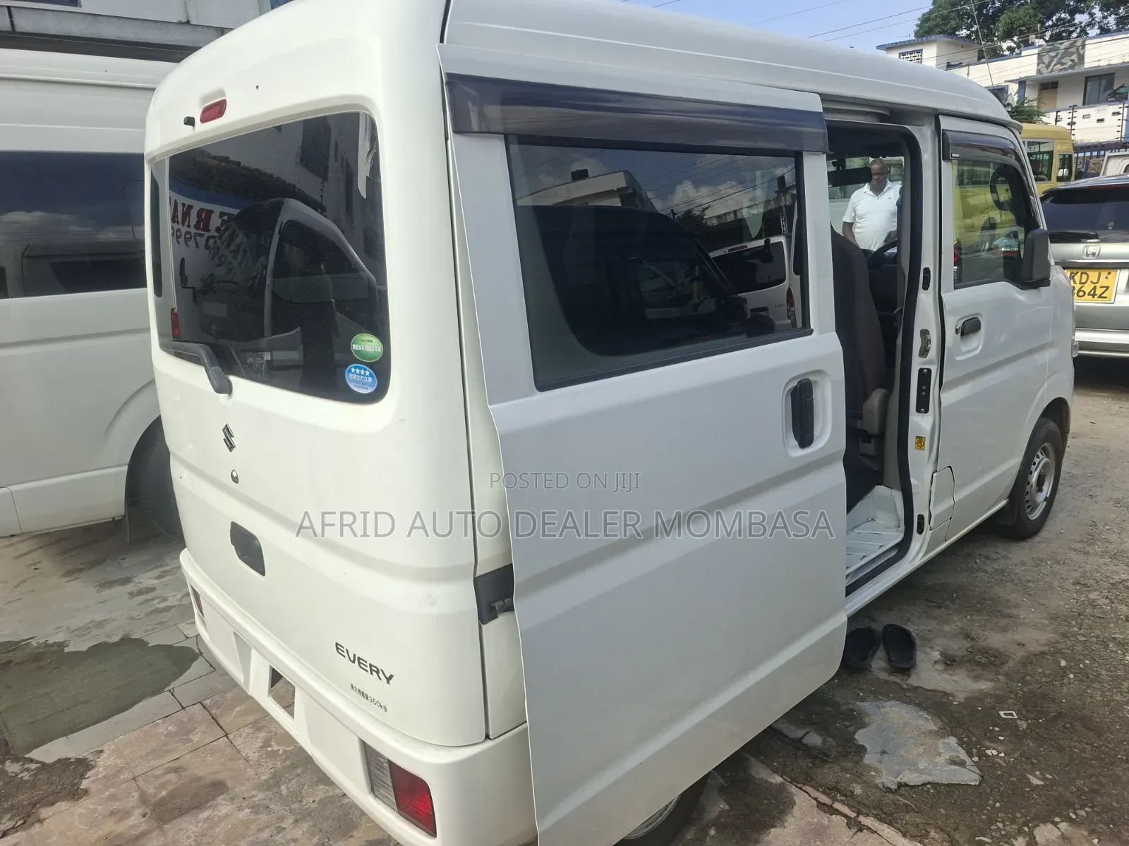 Suzuki Every Wagon 2019 White