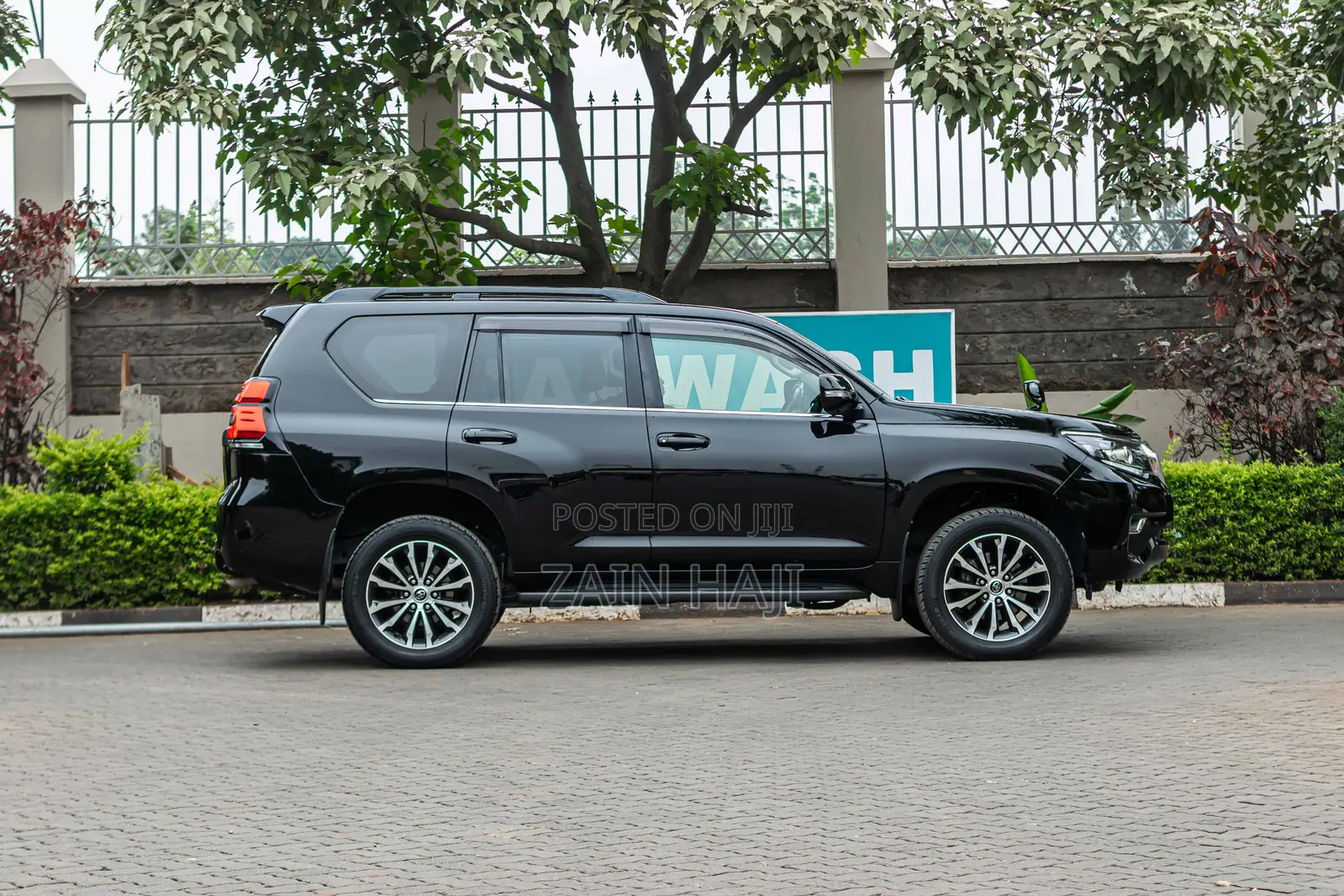 Toyota Land Cruiser Prado 2.7 2019 Black