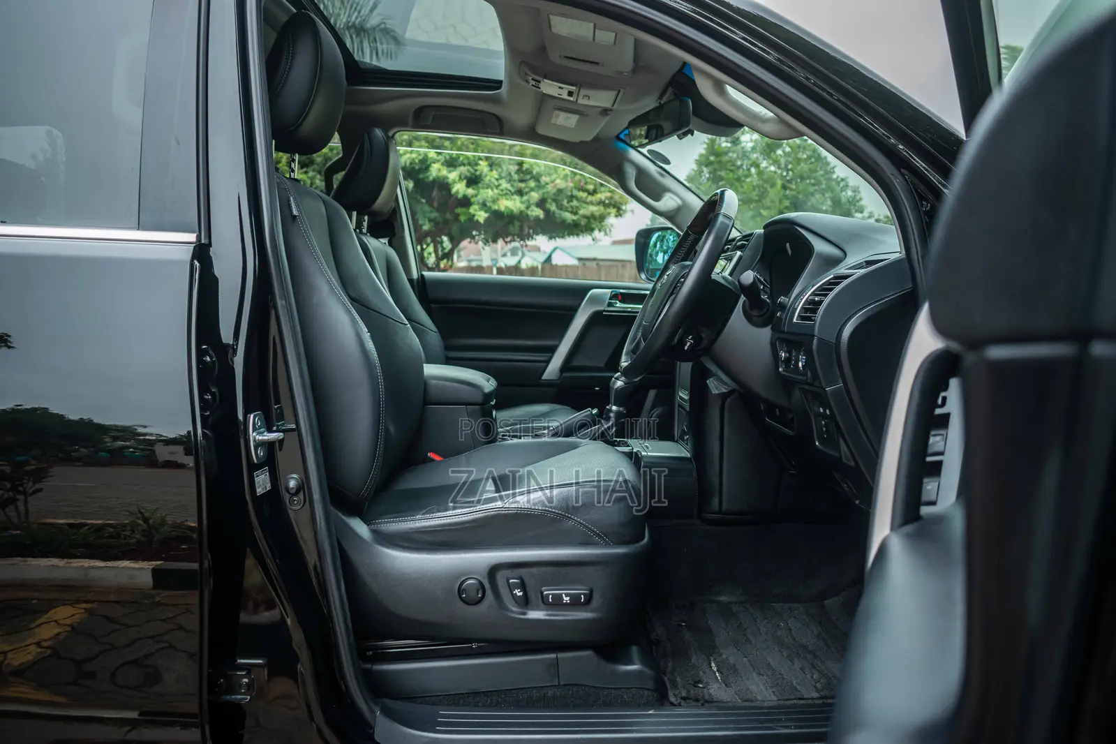 Toyota Land Cruiser Prado 2.7 2019 Black