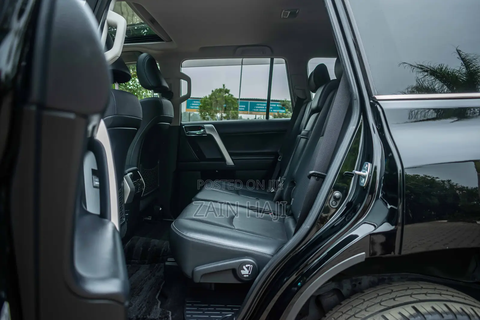 Toyota Land Cruiser Prado 2.7 2019 Black