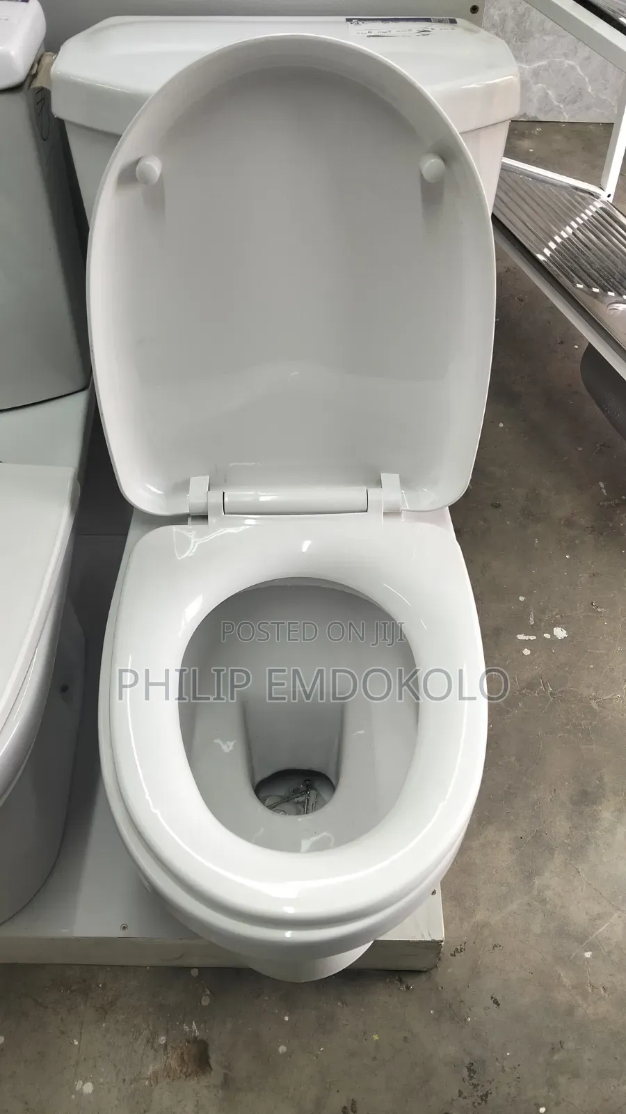 WC-664 Close Coupled Toilet