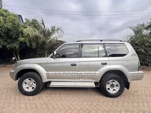 Toyota Land Cruiser Prado 2000 Silver