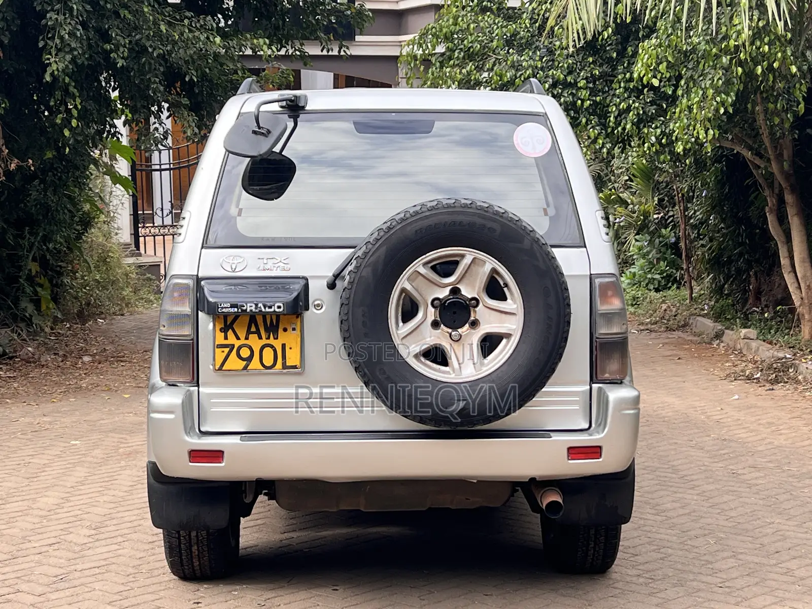 Toyota Land Cruiser Prado 2000 Silver
