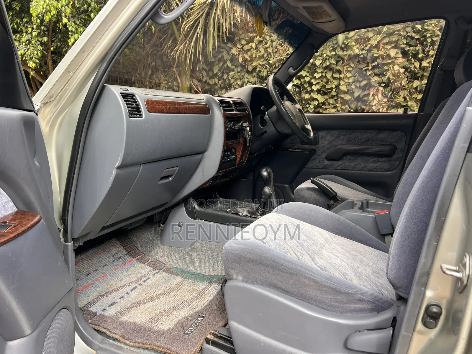 Toyota Land Cruiser Prado 2000 Silver