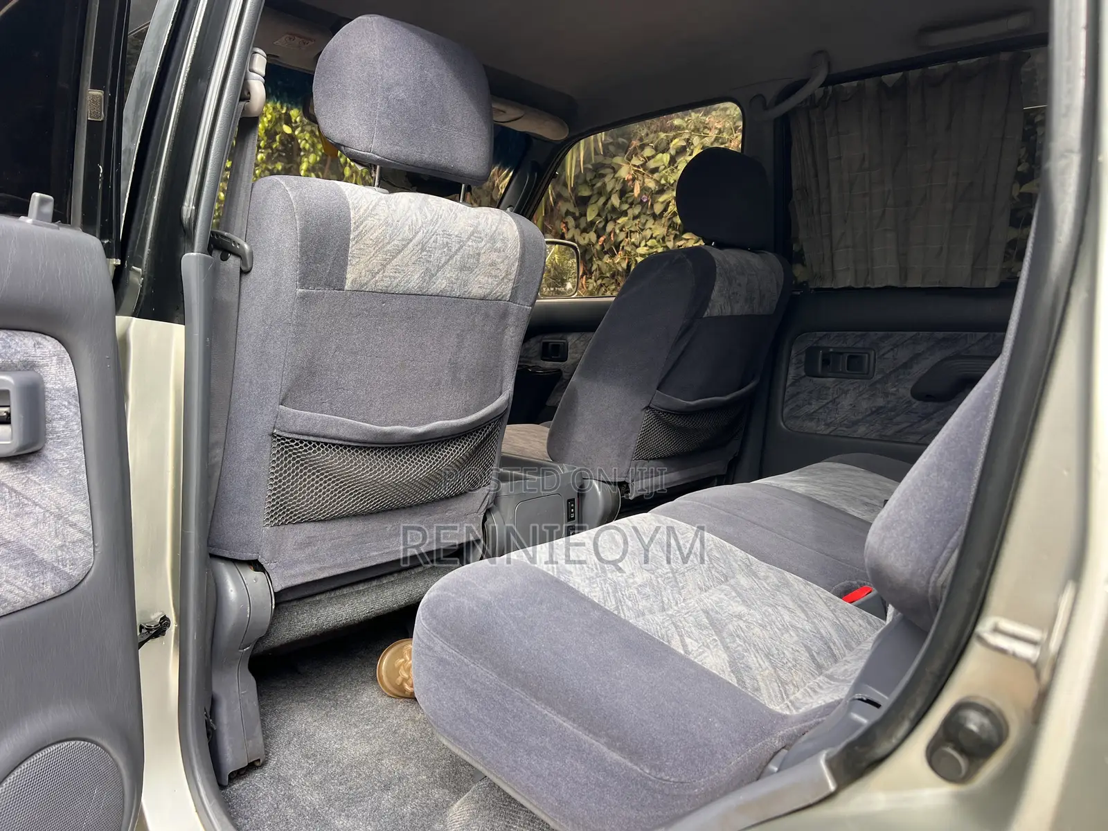 Toyota Land Cruiser Prado 2000 Silver