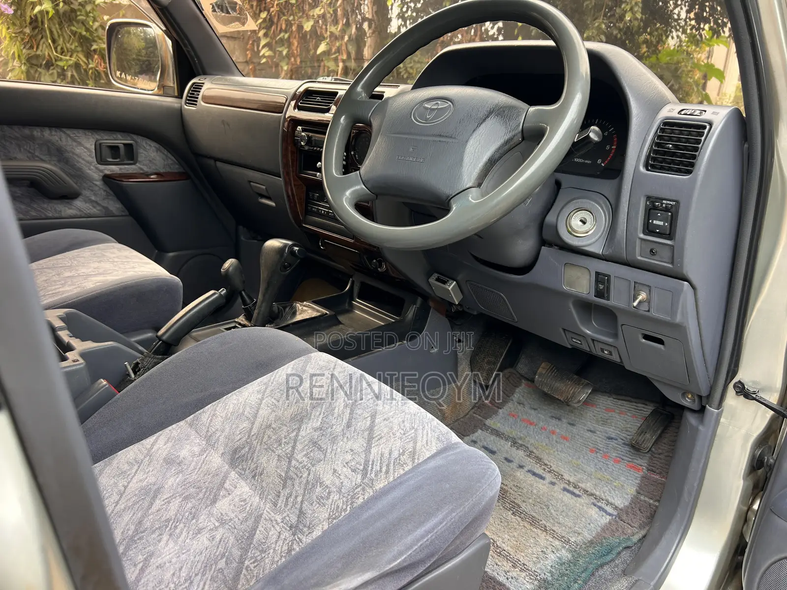 Toyota Land Cruiser Prado 2000 Silver