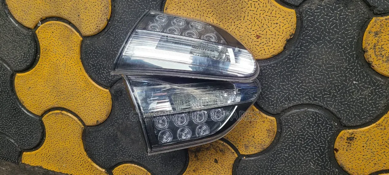 Toyota Wish New Model Boot Light