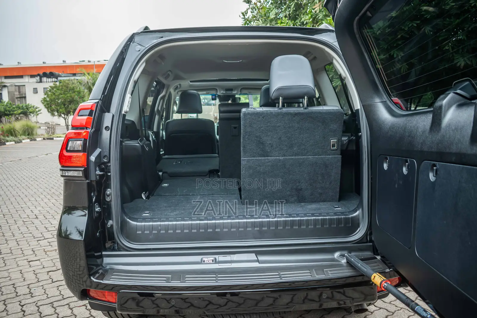 Toyota Land Cruiser Prado 2.7 2019 Black