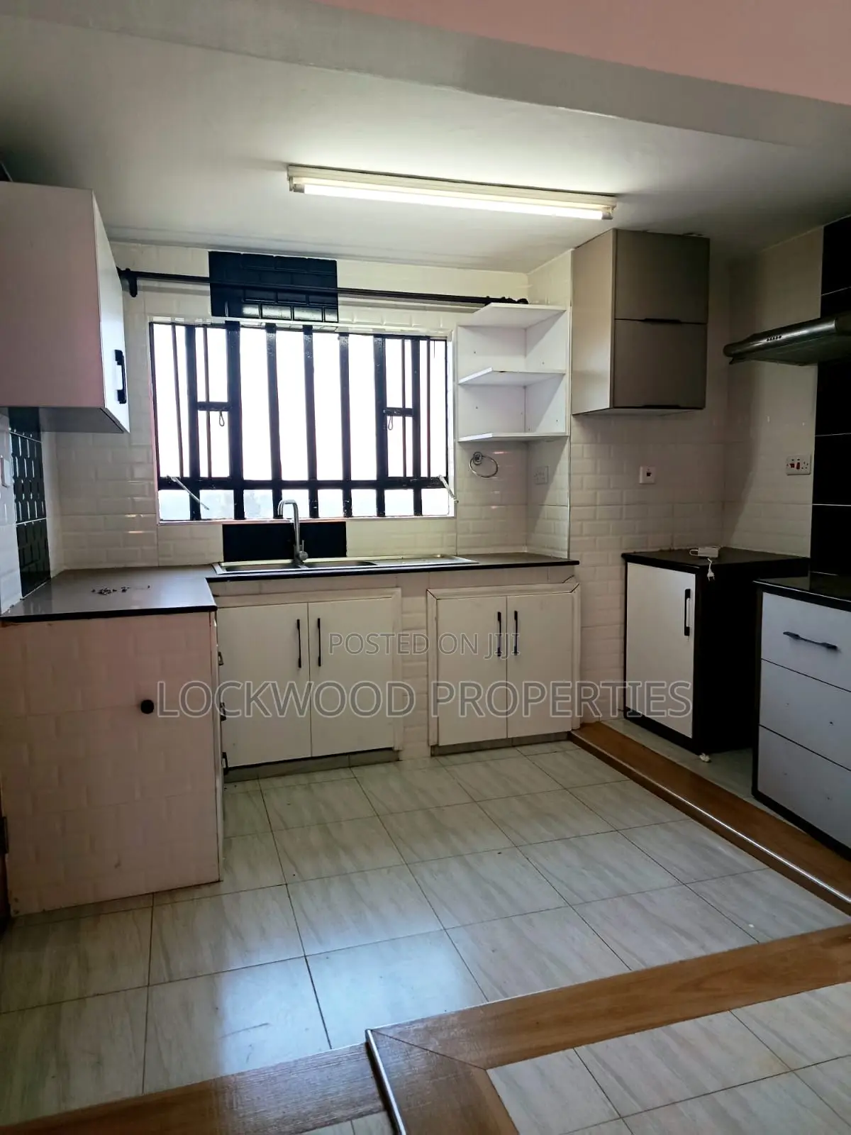 3bdrm Apartment in Sigona for rent