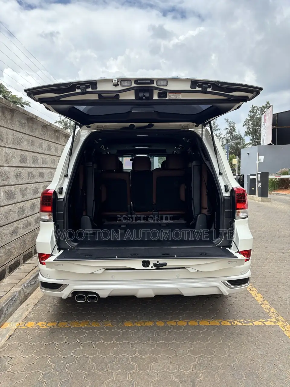 Toyota Land Cruiser 2018 Pearl