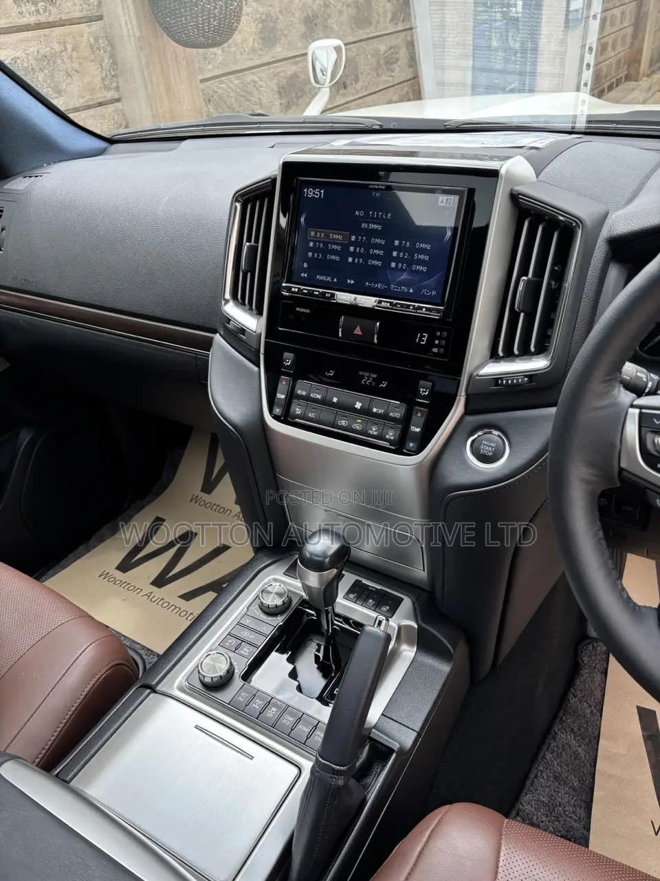 Toyota Land Cruiser 2018 Pearl
