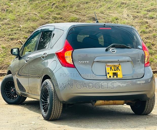 Nissan Note 2015 1.2L Fuel Efficient Hatchback Grey - thumbnail 3