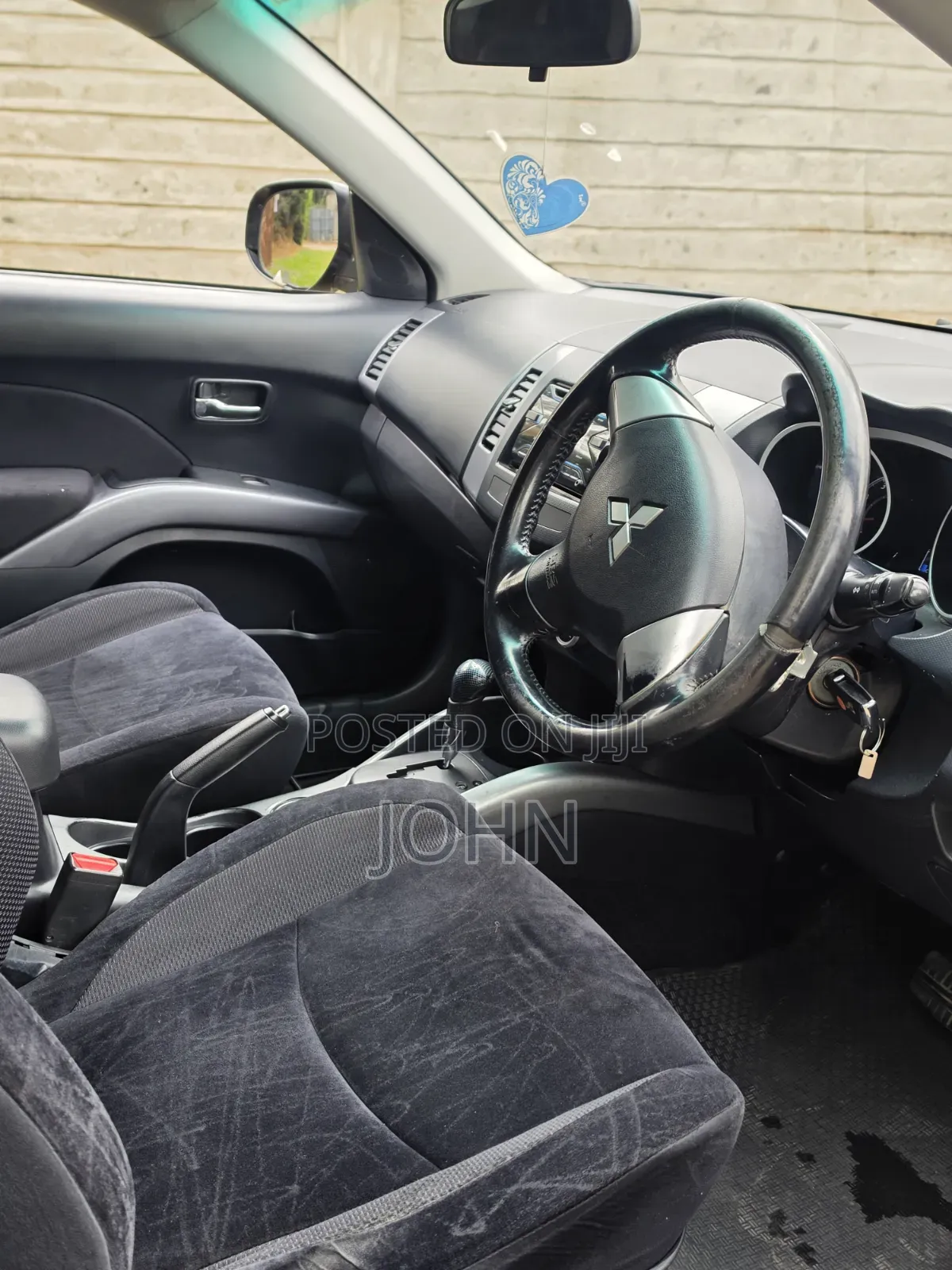 Mitsubishi Outlander 2010 Black
