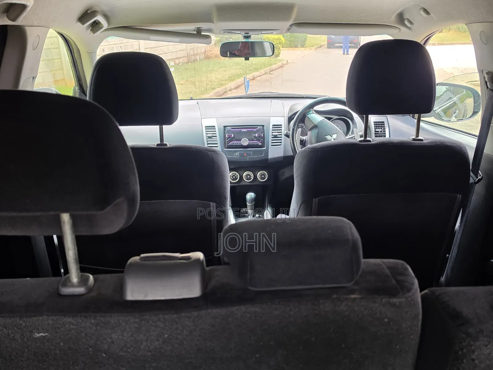 Mitsubishi Outlander 2010 Black