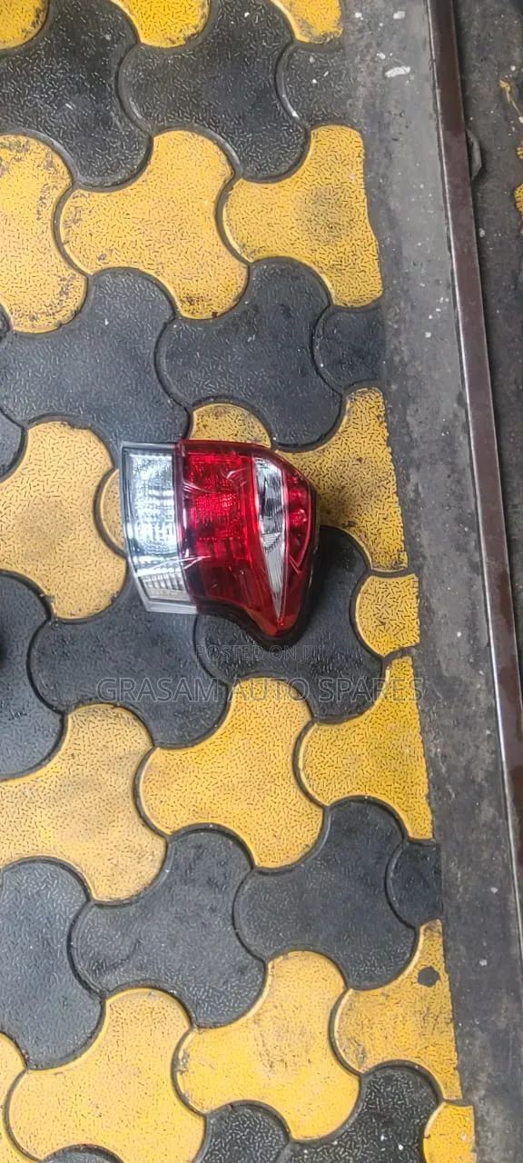 Toyota Fielder 165 Backlight