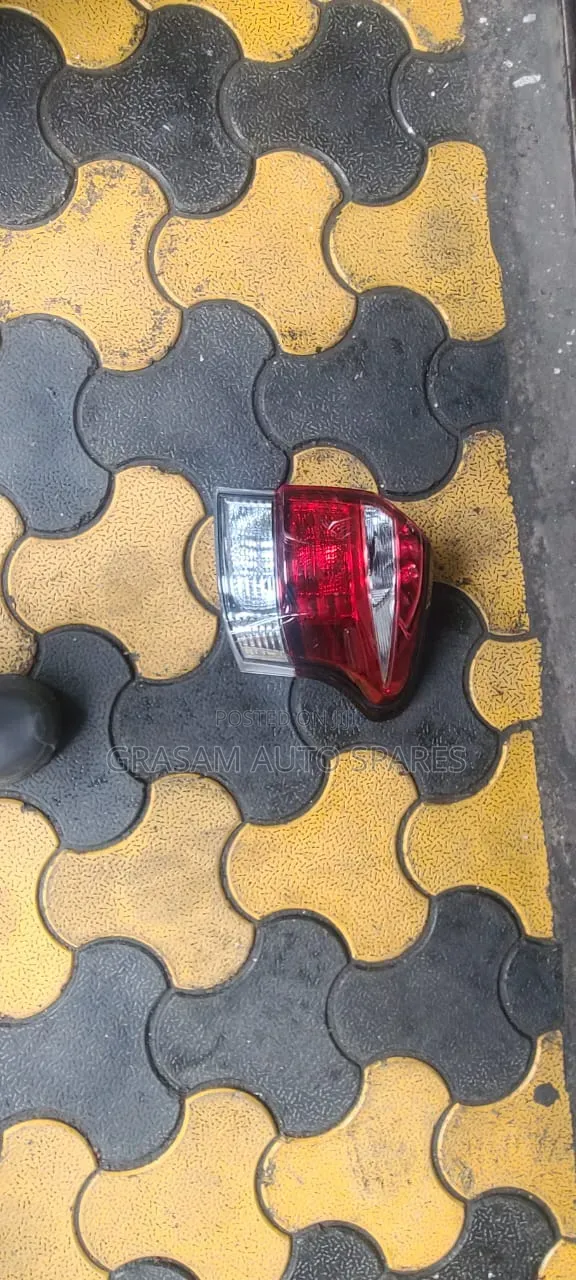 Toyota Fielder 165 Backlight
