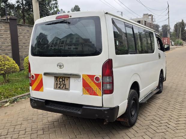 Toyota HiAce 2008 White - thumbnail 3