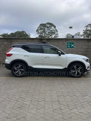 Volvo XC40 2019 White