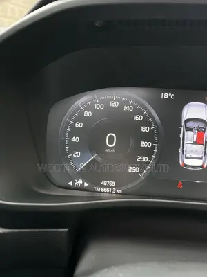 Volvo XC40 2019 White