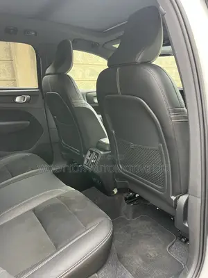 Volvo XC40 2019 White