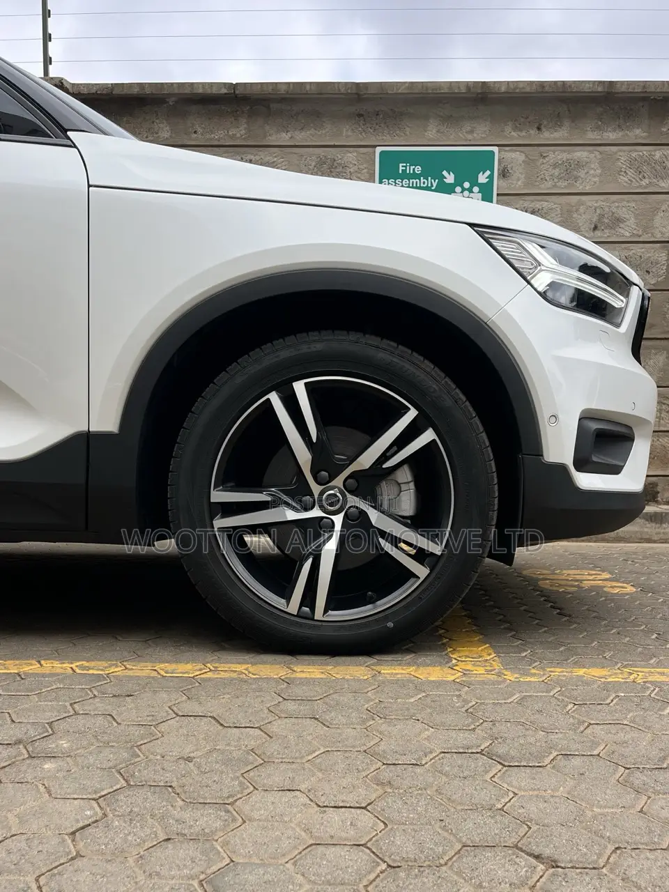 Volvo XC40 2019 White