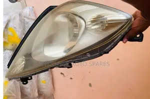 Nissan N17