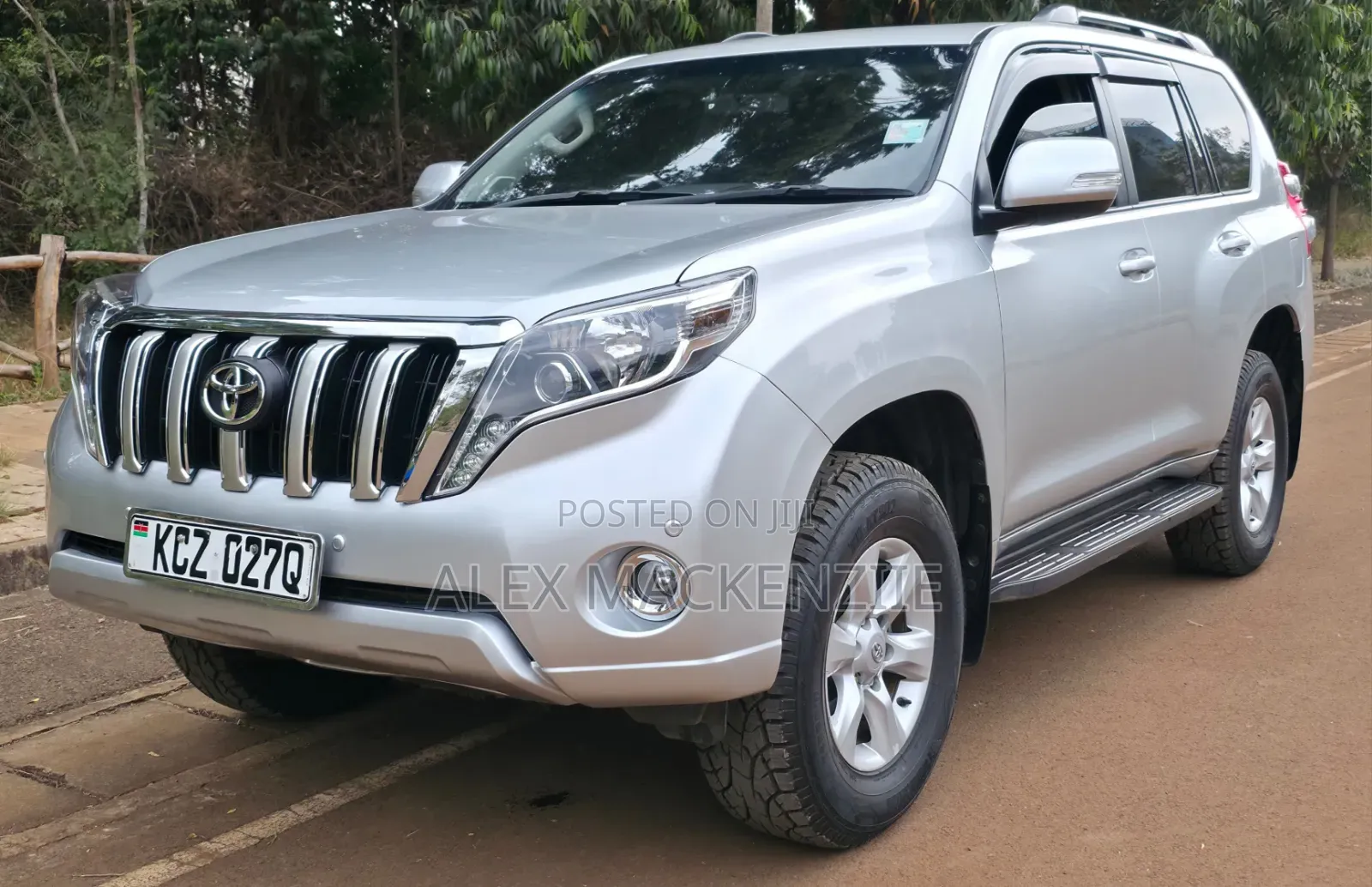 Toyota Land Cruiser Prado 2012 Silver