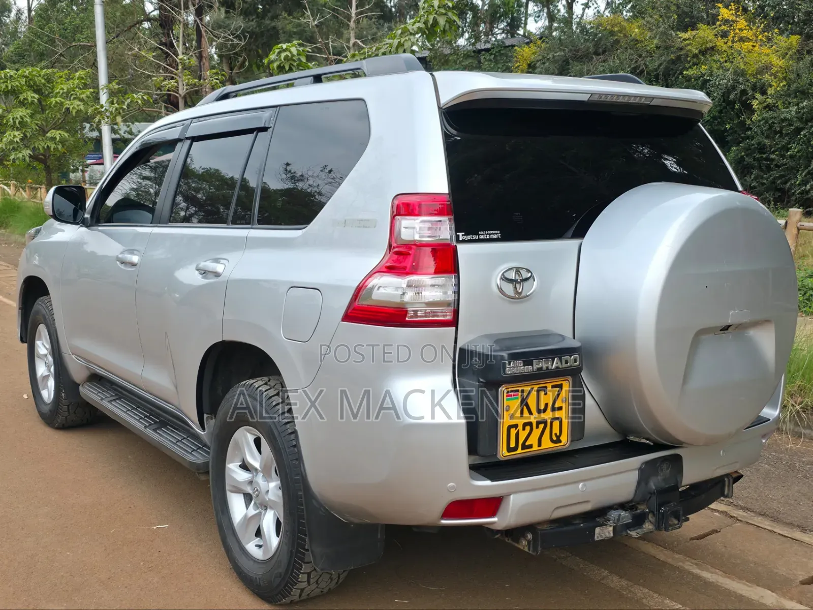 Toyota Land Cruiser Prado 2012 Silver