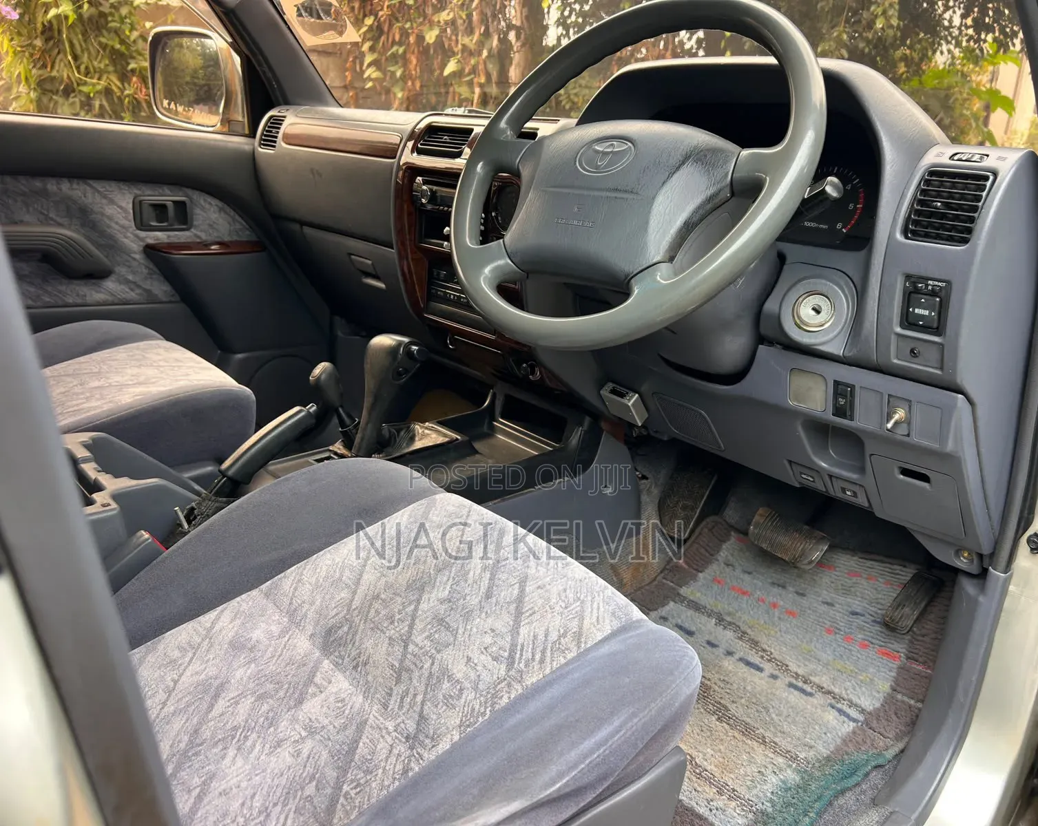 Toyota Land Cruiser Prado 2000 Gray