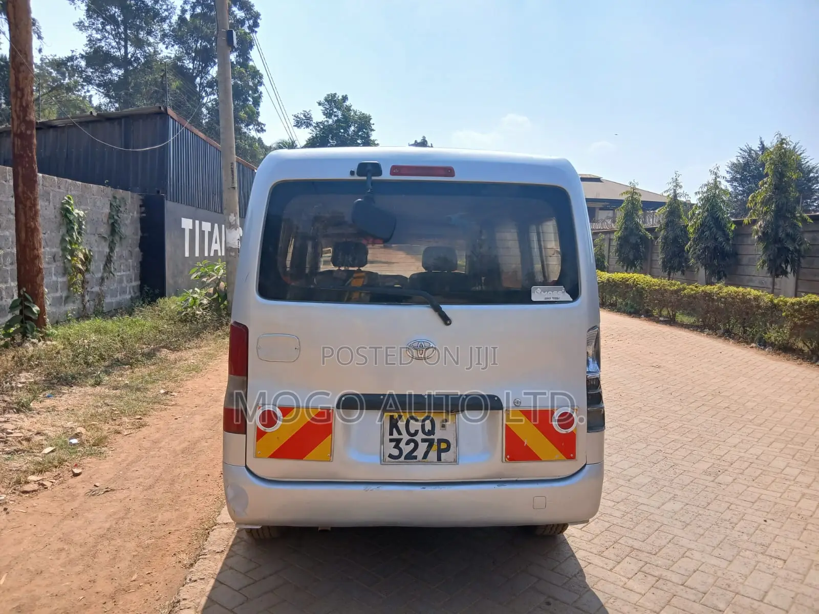 Toyota TownAce 2011 Silver