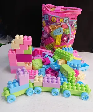 100 PCS Toy Building Blocks .