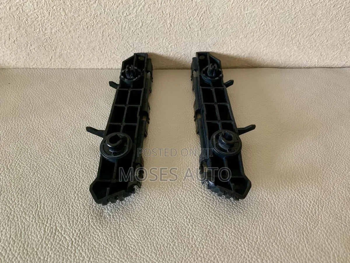Daihatsu Mira Bumper Slide