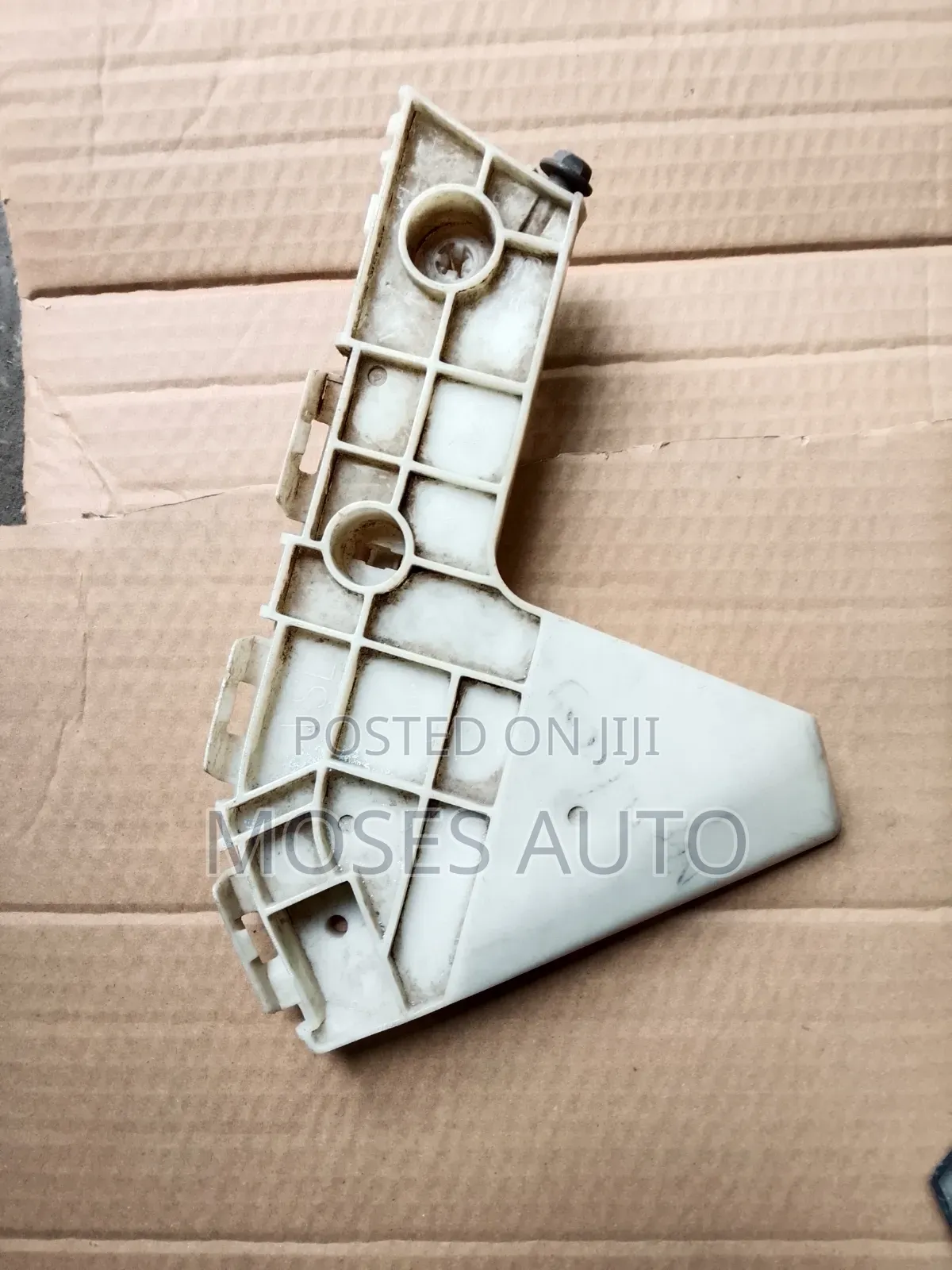 Bumper Slide Voxy/Noah