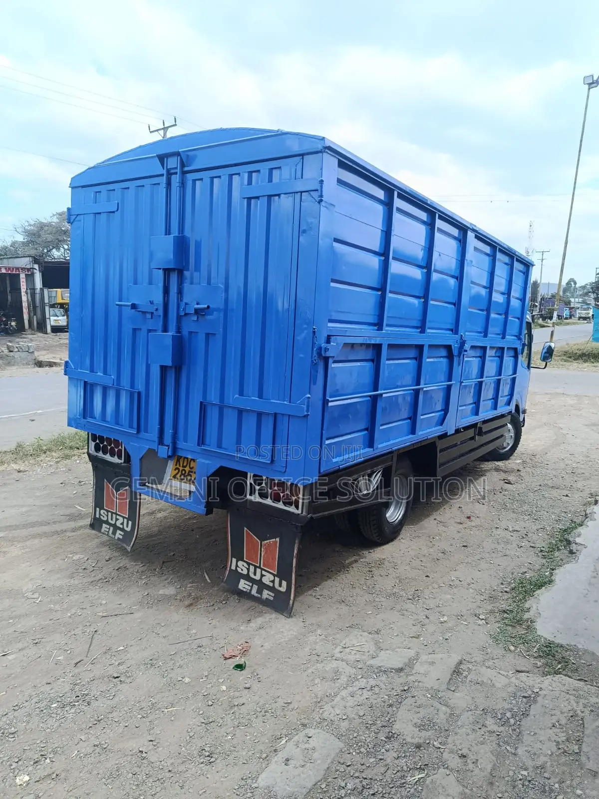 Truckcar Isuzu