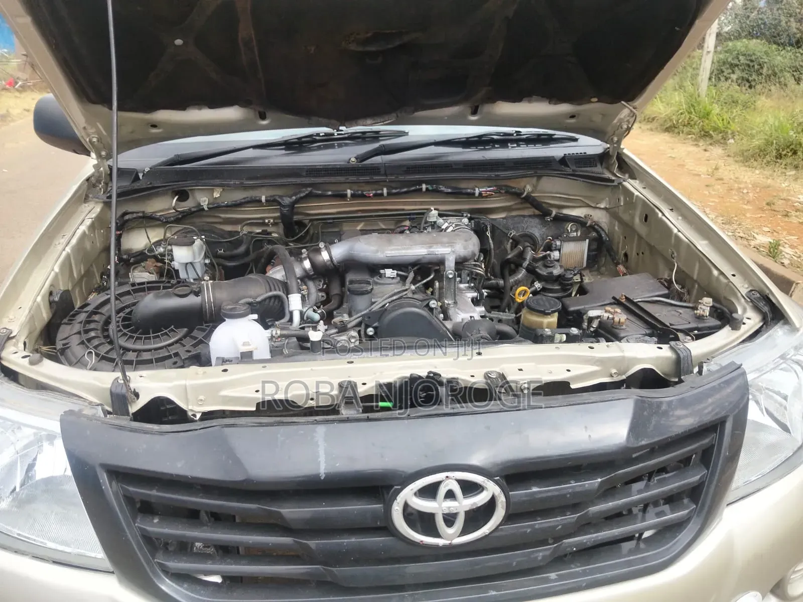 Toyota Hilux 2015 Brown