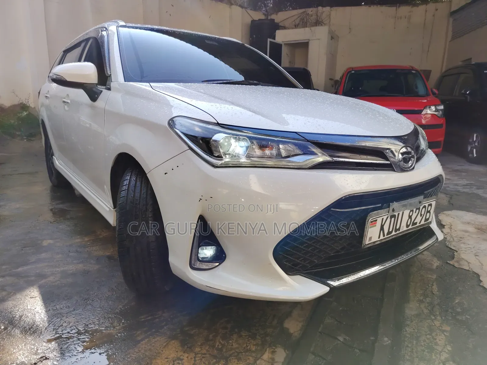 Toyota Corolla Fielder 2018 White