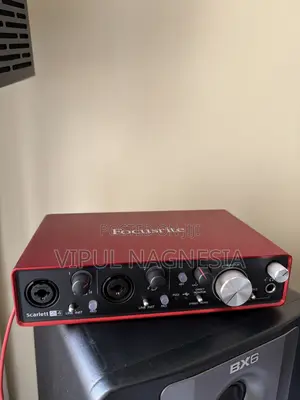 Scarlett Focusrite 2i4