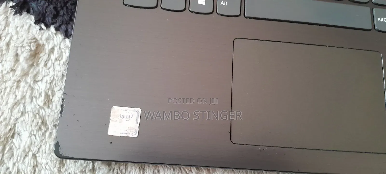 Laptop Lenovo Ideapad 3 4GB Intel Core i3 HDD+SSD 500GB