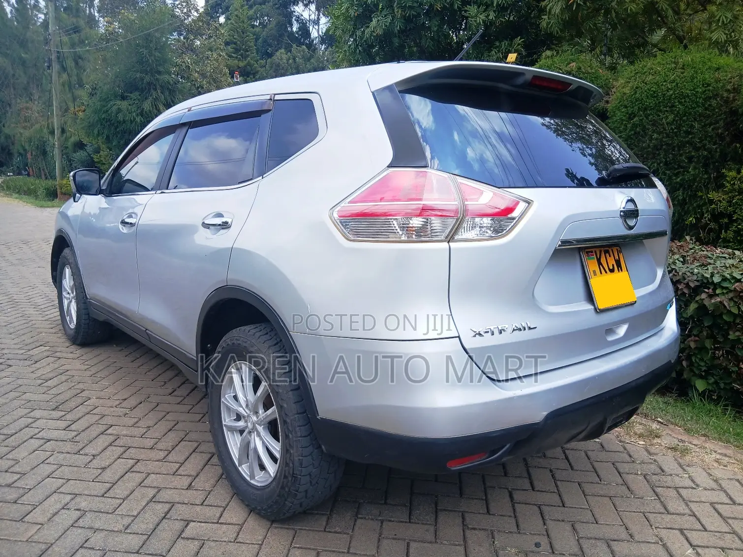 Nissan X-Trail 2.0 Petrol AWD 2014 Silver