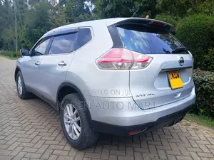 Nissan X-Trail 2.0 Petrol AWD 2014 Silver