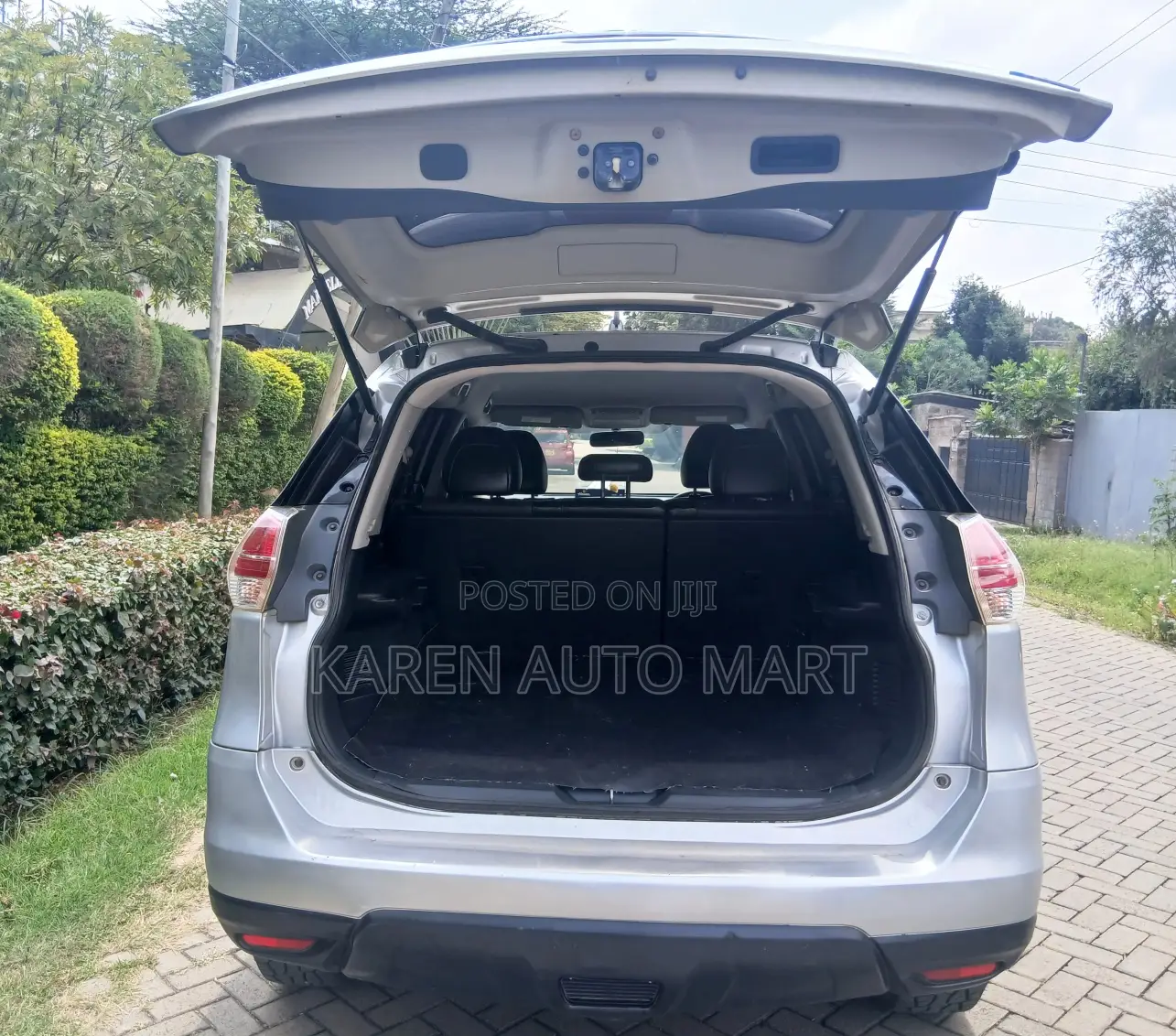 Nissan X-Trail 2.0 Petrol AWD 2014 Silver